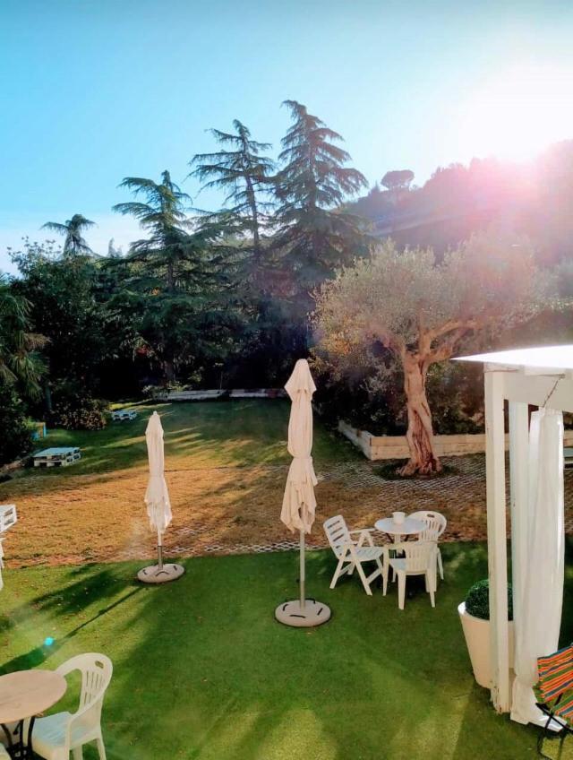 Ascoli Bonjour B&B & Apartments Parcheggio Privato & Giardino 아스콜리피체노 외부 사진